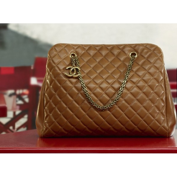 Chanel A49855 Y06693 61506 Quilted Bag Agnello Grande