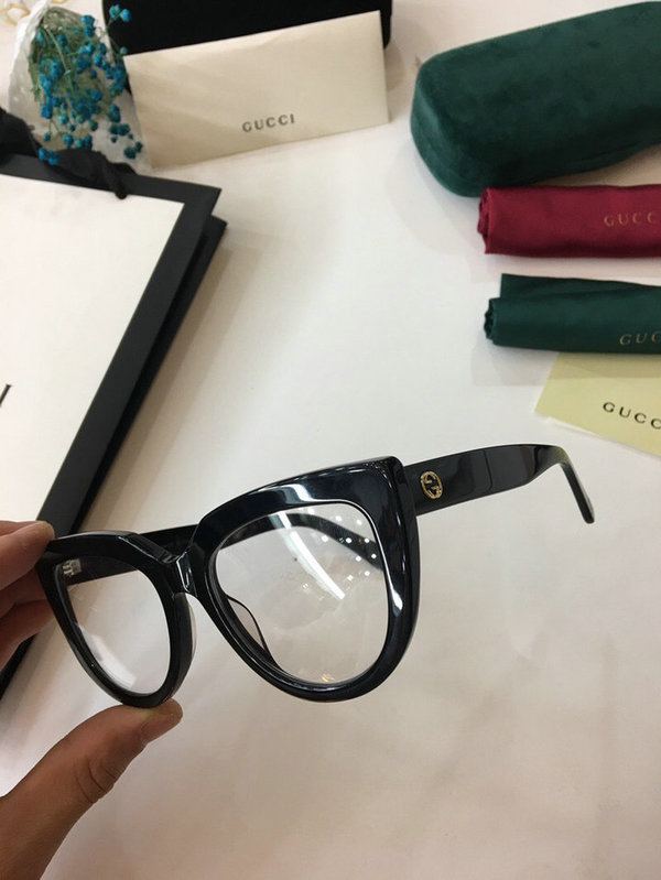 Gucci Sunglasses GGS150272G152