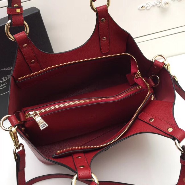 Prada Calf leather bag 2209 red