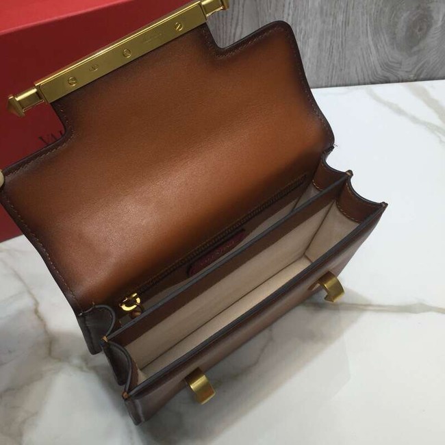 VALENTINO Uptown shoulder bag A3196 brown