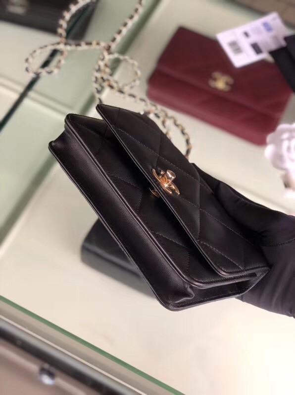 Chanel flap bag Lambskin & Gold-Tone Metal 3798 blak