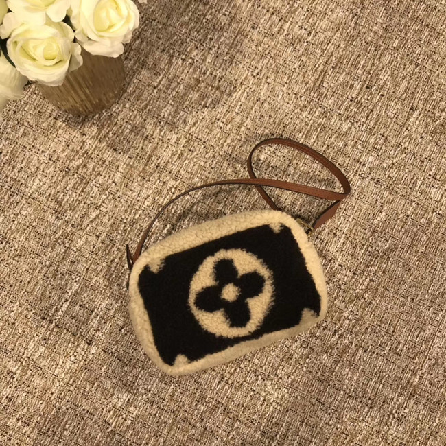 Louis vuitton original wool M68599 black&white