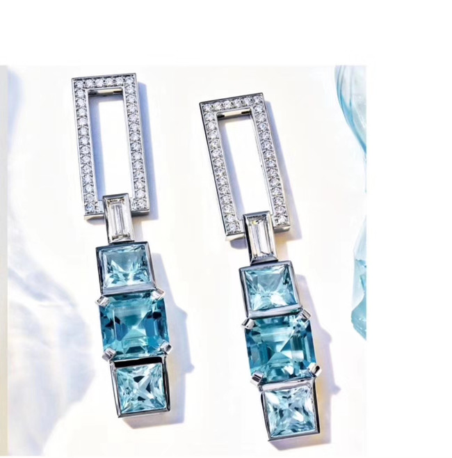 TIFFANY Earrings CE4512