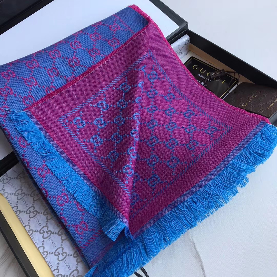 Gucci OBLIQUE STOLE IN WOOL AND CASHMERE GG55620 blue