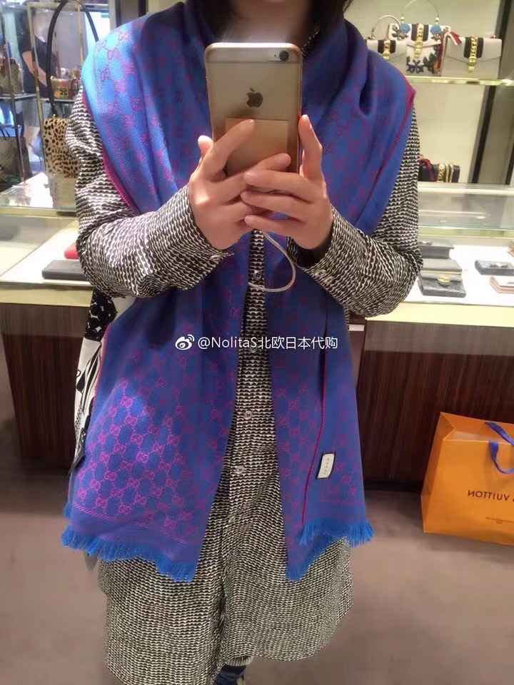 Gucci OBLIQUE STOLE IN WOOL AND CASHMERE GG55620 blue