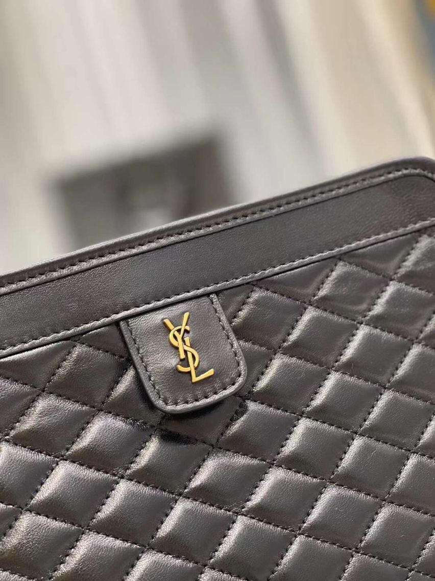 Yves Saint Laurent Calfskin Leather Y357361 black