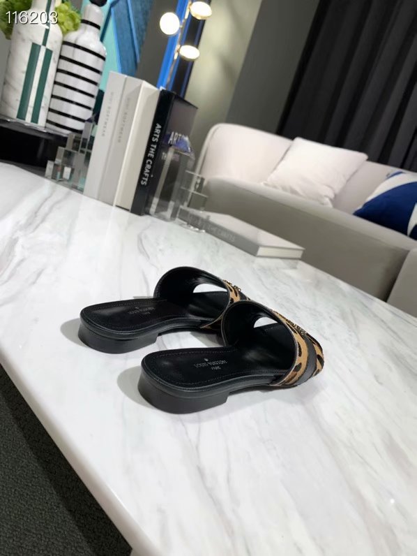 Louis Vuitton Shoes LV1124DS-1