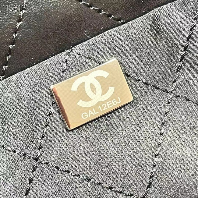 CHANEL 22 HANDBAG Shiny Calfskin & silver-Tone Metal AS3262 black