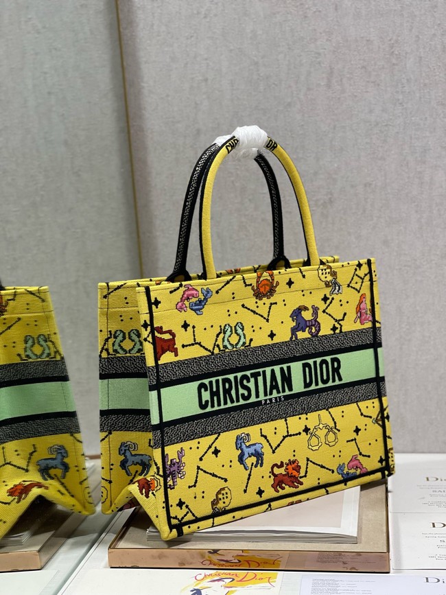 MEDIUM DIOR BOOK TOTE Embroidery M1296ZRUV-5