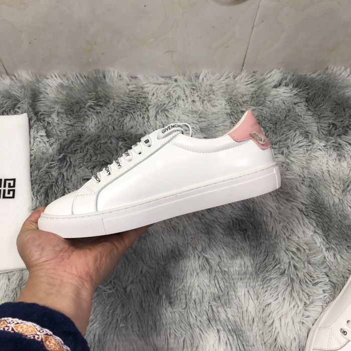 Givenchy Couple Shoes GHS00019