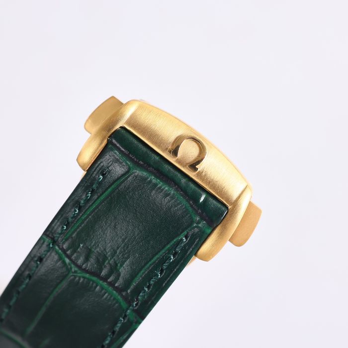 Omega Watch OMW00528