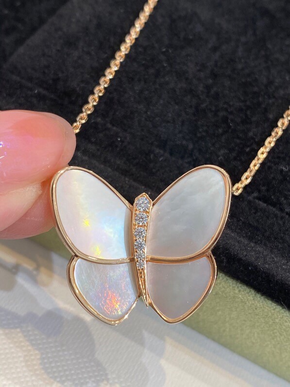 Van Cleef & Arpels NECKLACE CE13911