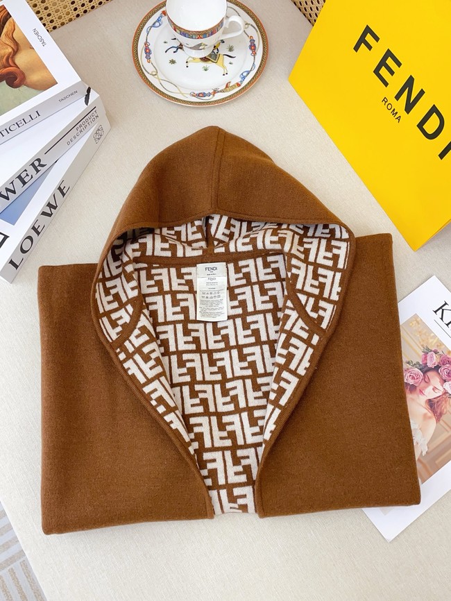 Fendi Cashmere cape FXX724