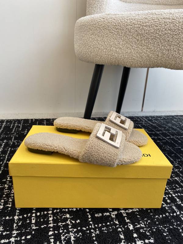 Fendi Shoes FDS00130