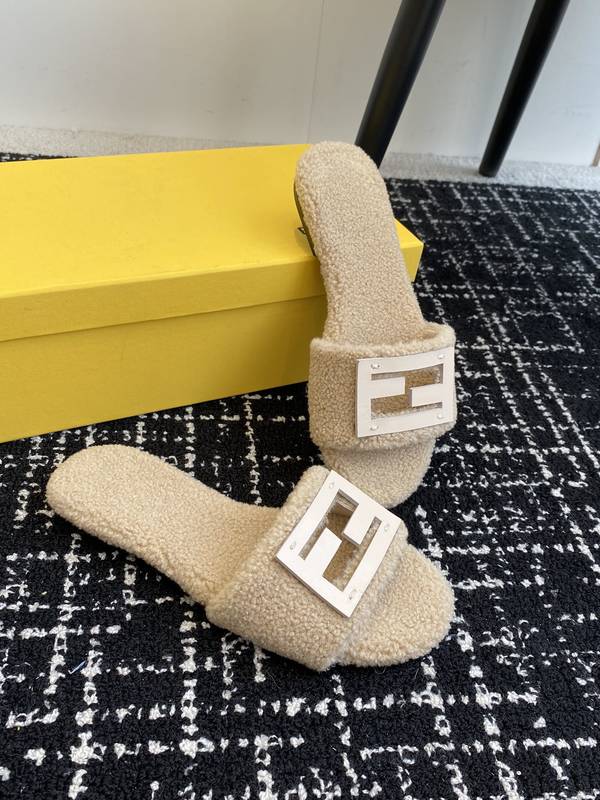 Fendi Shoes FDS00130
