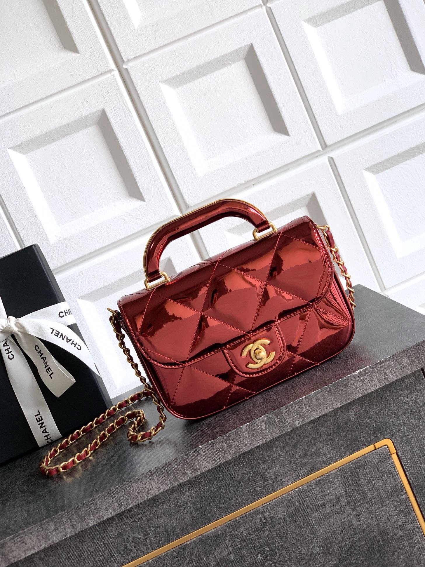 Chanel 25K Original Patent Leather Top Handle Bag A6320 Wine