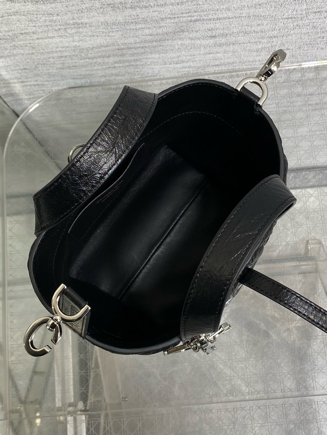 Small Dior Toujours Vertical Tote Bag Macrocannage Crinkled Calfskin M2835 black & Silver