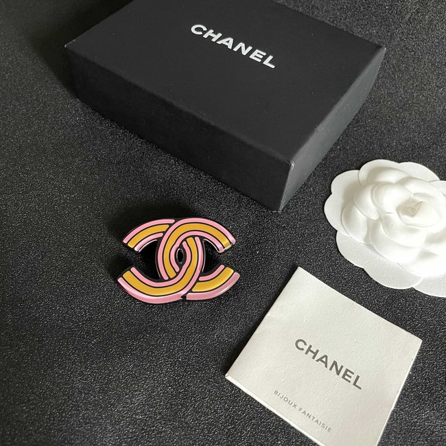 Chanel brooch CE81713