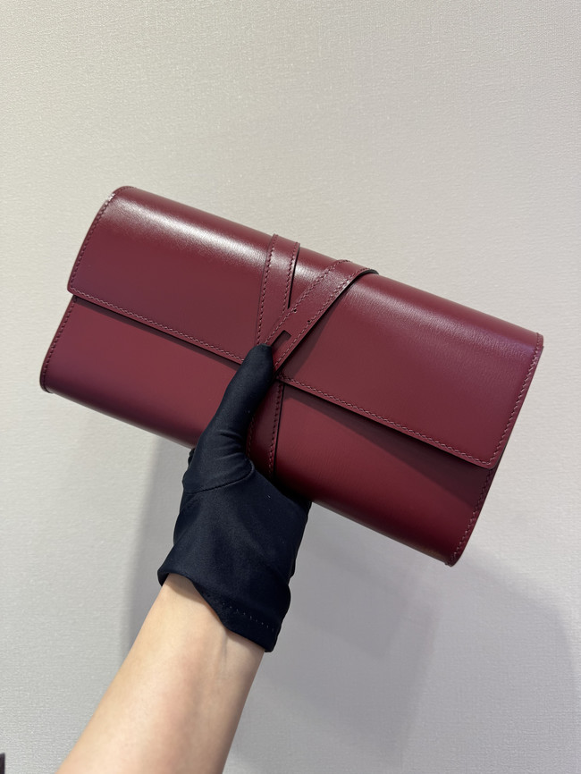 Hermes swift Leather Clutch 37568 red
