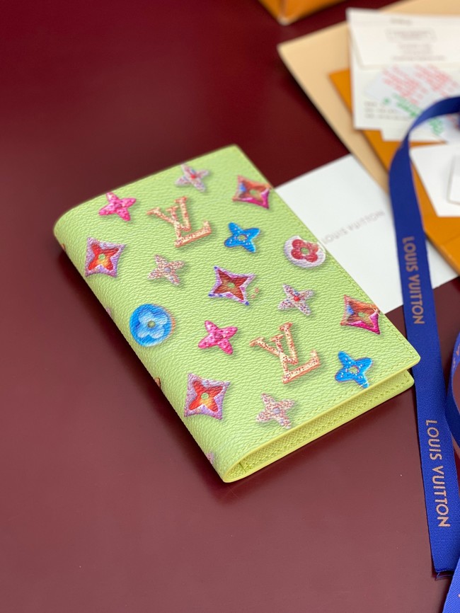 Louis Vuitton Passport Cover M28040 Pistachio