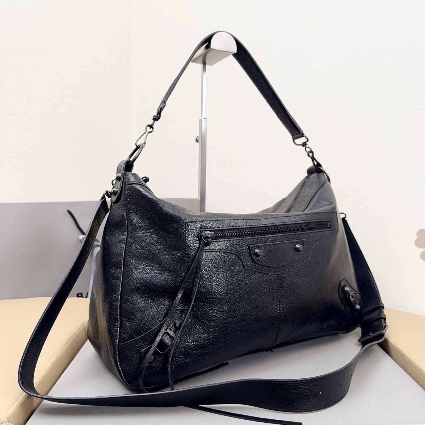 Balenciaga Original Leather Handbag 2185 Black