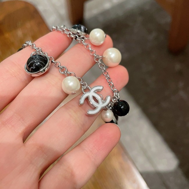 Chanel bracelet CE82005
