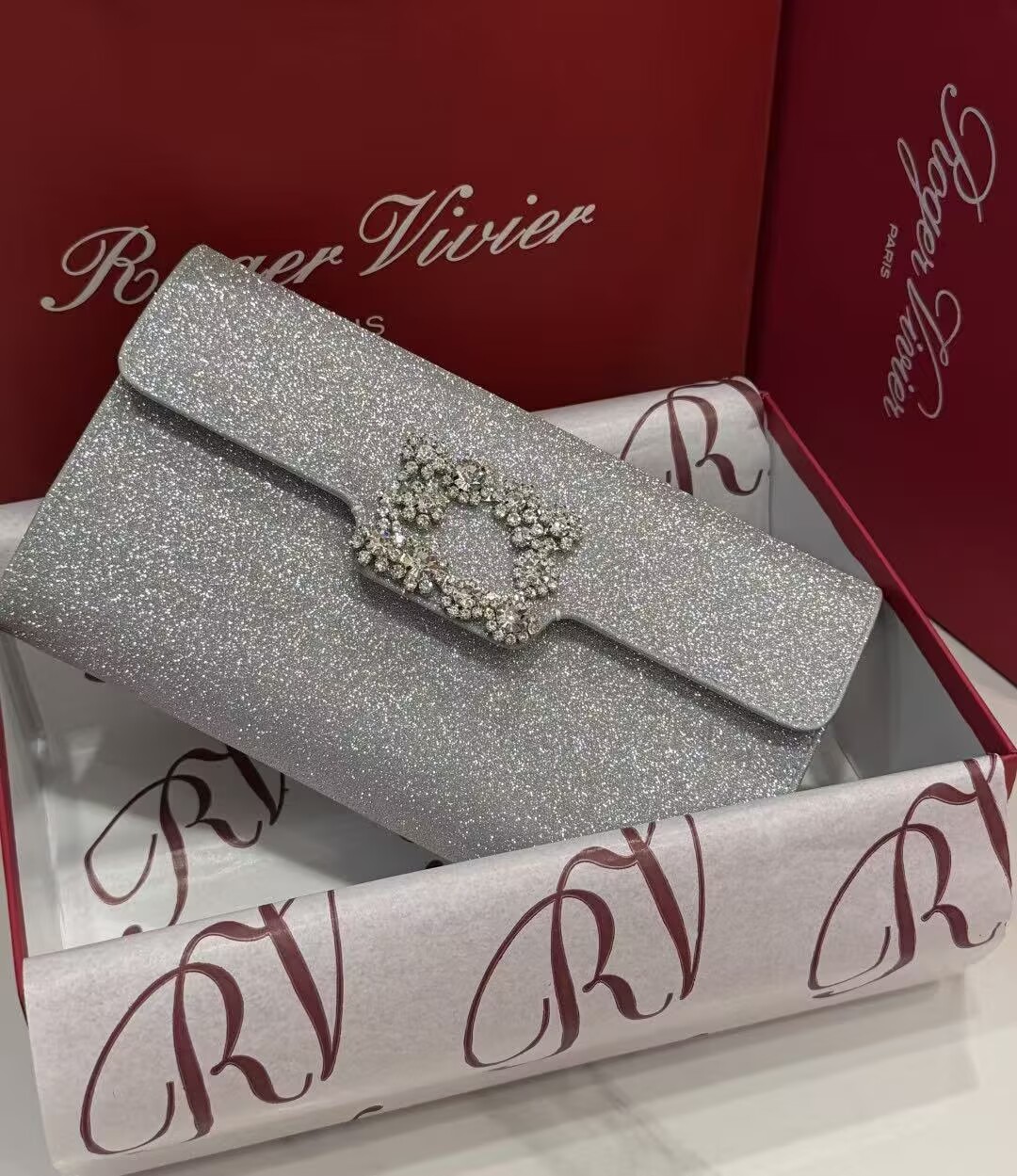 Roger Vivier Clutch Handbag V30261 Silver