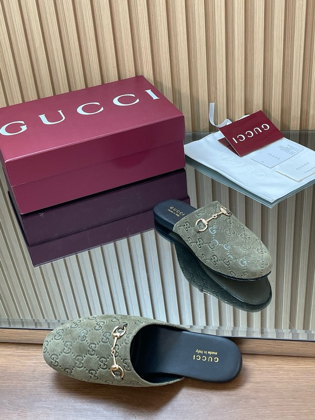 GUCCI Womens mule with Horsebit 855409-3