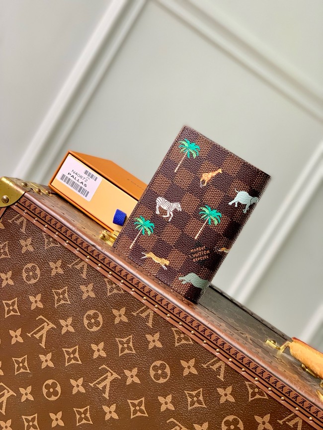 Louis Vuitton Passport Cover x The Darjeeling Limited N40872