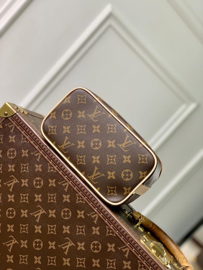 Louis Vuitton Cruiser Toiletry Bag M15350