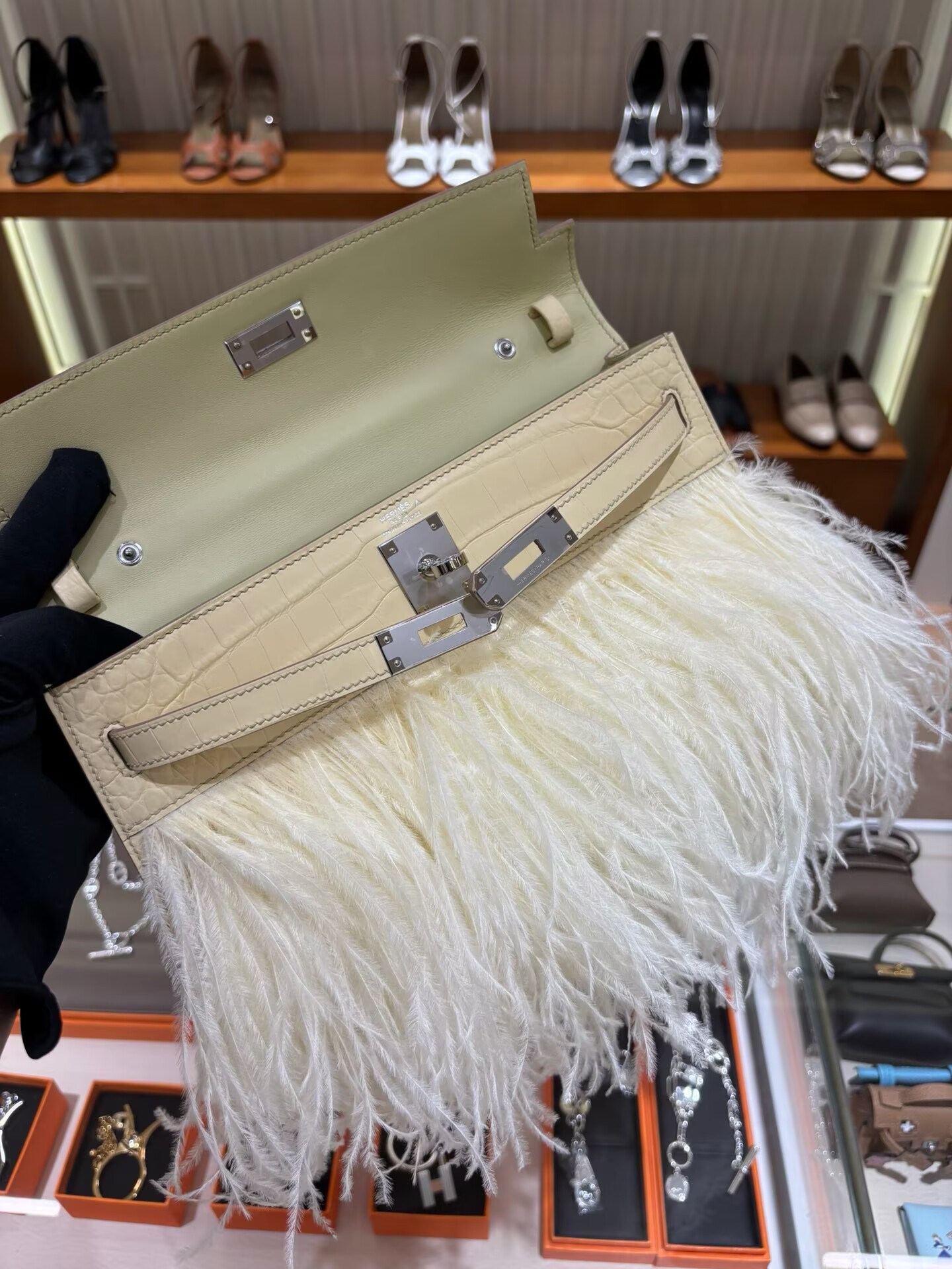 Hermes Kelly Elan Original Crocodile Leather Ostich Feathers Bag 83210 Cream