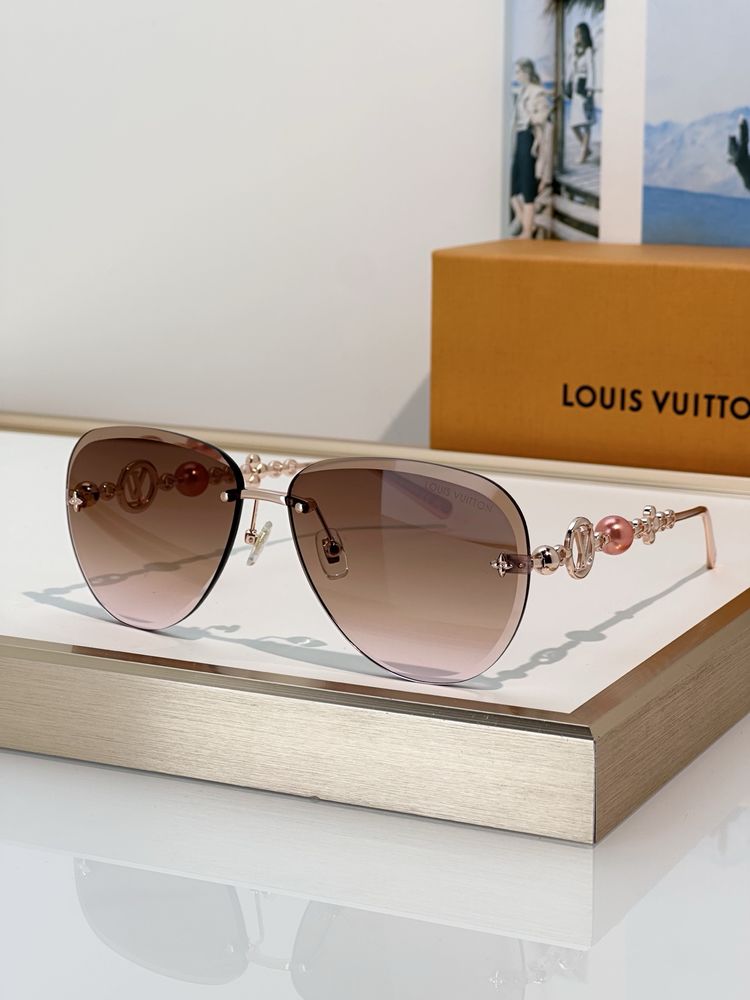 Louis Vuitton Sunglasses LVS00001-1
