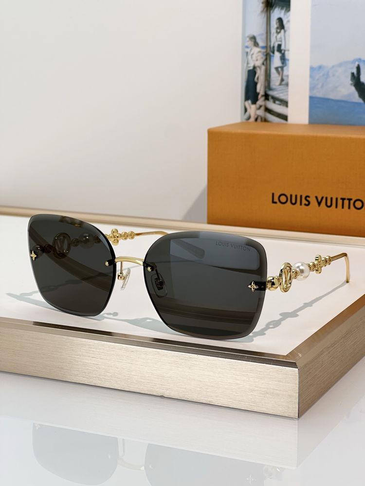 Louis Vuitton Sunglasses LVS00004-8