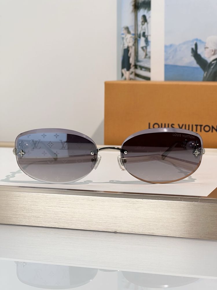 Louis Vuitton Sunglasses LVS00005-1