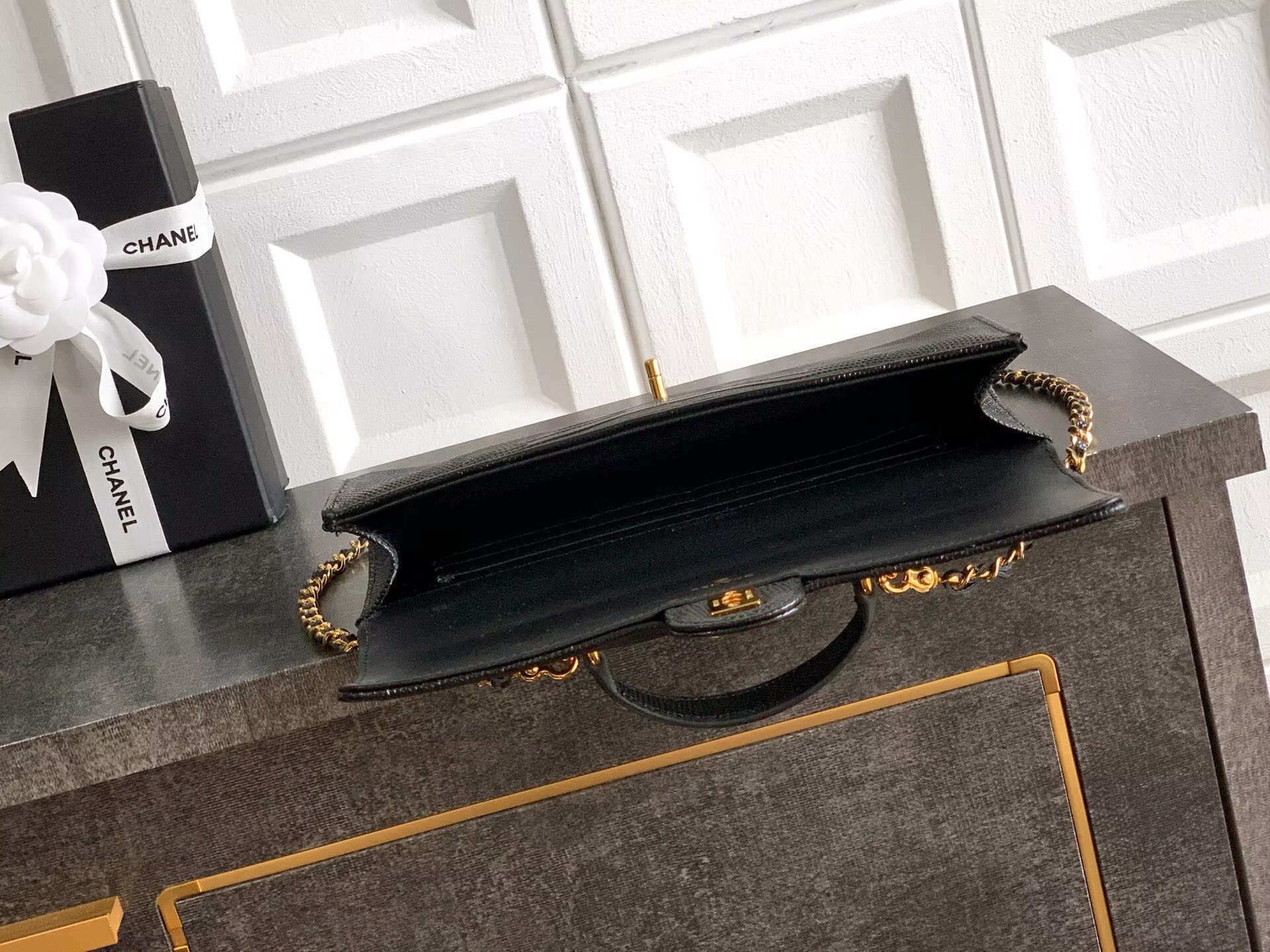 Chanel 26A Original Leather CC Handbag A6430 Black