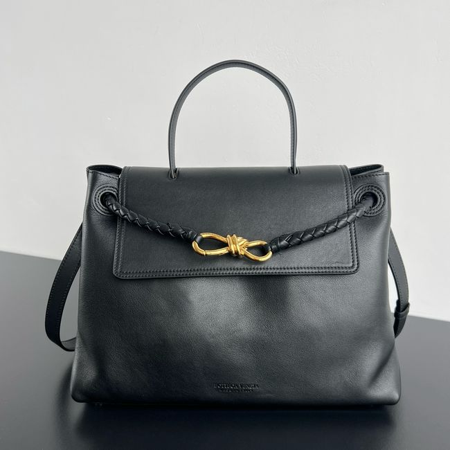 Bottega Veneta Small Andiamo P5678 black