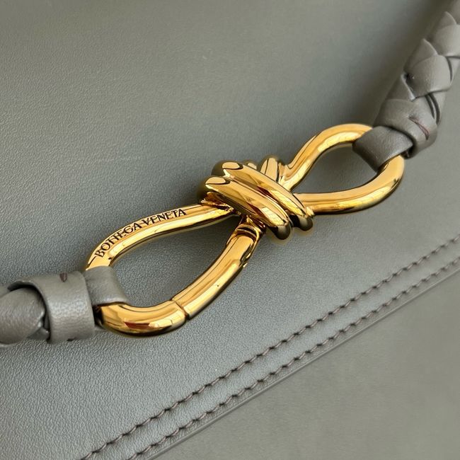 Bottega Veneta Small Andiamo P5678 gray