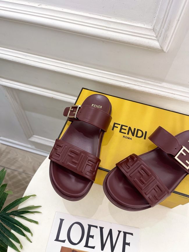 Fendi Womens slide sandal 65094-3