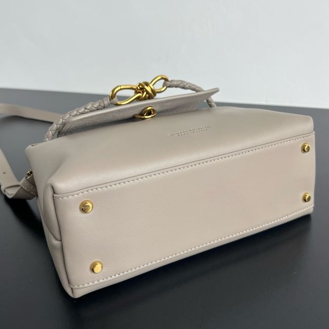 Bottega Veneta Small Andiamo 11590 gray