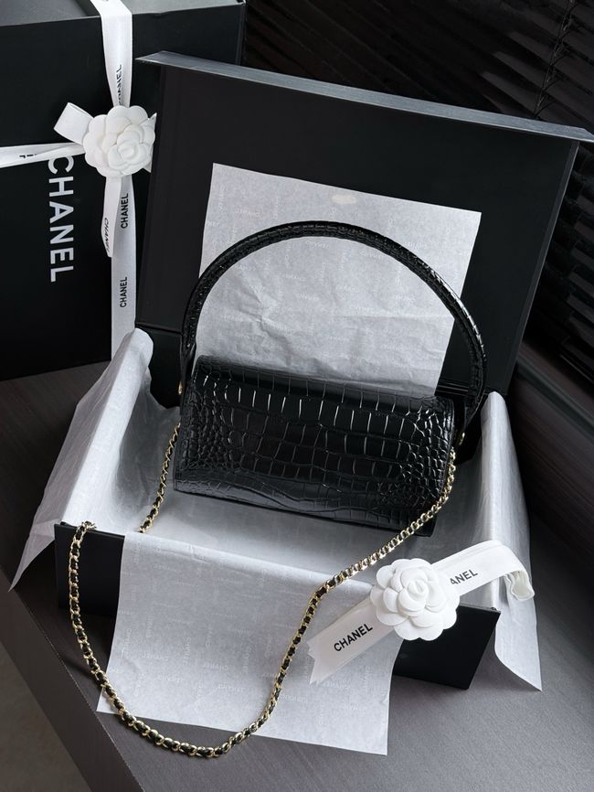 Chanel Clutch with chain Crocodile Embossed AP5294 black