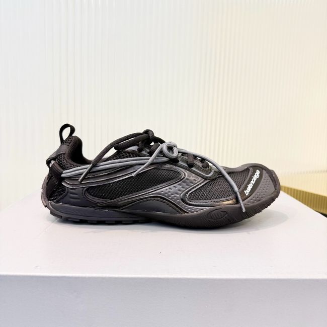 Balenciaga Sneakers 64142-5