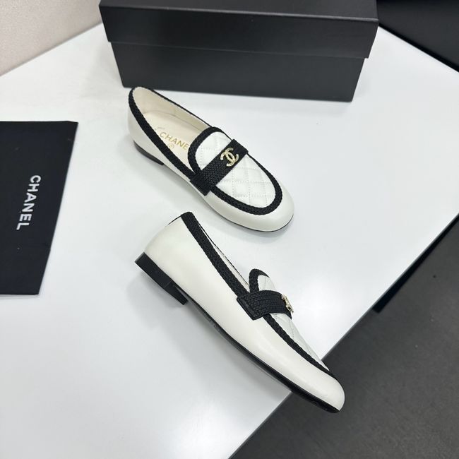Chanel Moccasins 64153-1