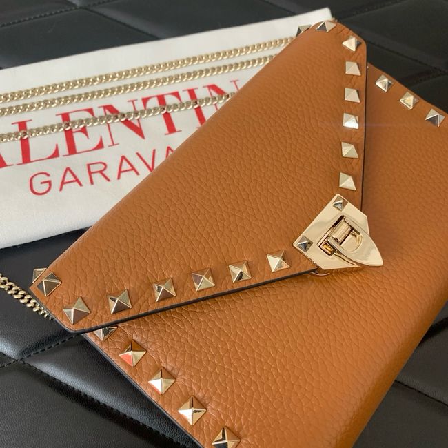 VALENTINO ROCKSTUD Small Calfskin Handbag VA088 camel