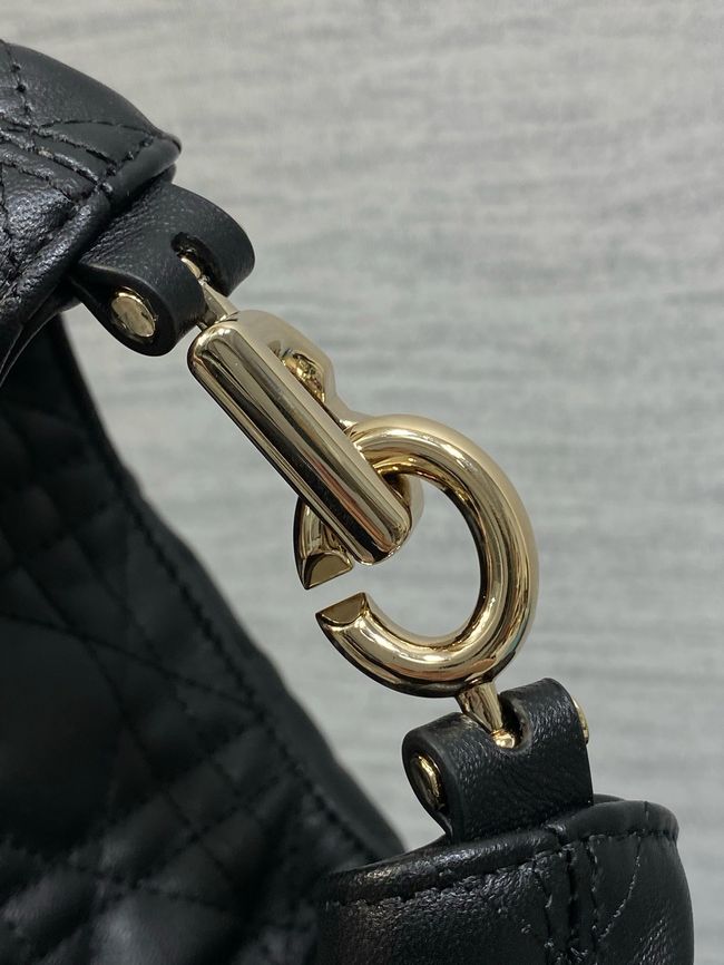 Small Dior Toujours Hobo Bag Cannage Lambskin M2867O black