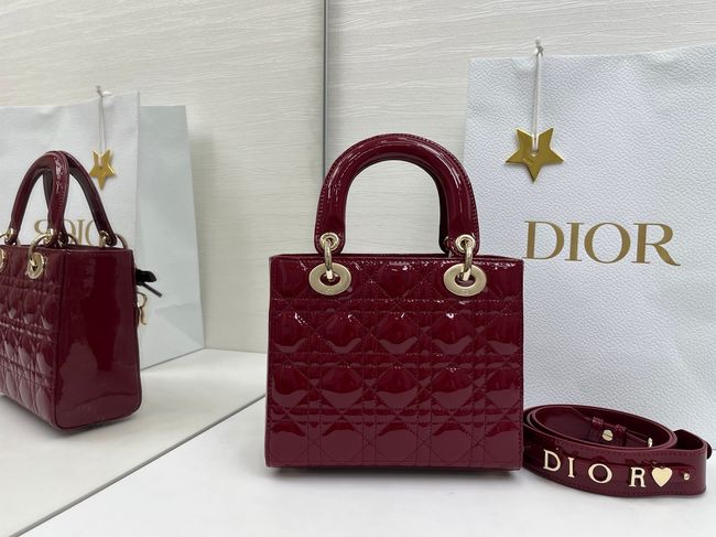 Small Lady Dior Bag with Strap Cannage patent leather M0531OU Burgundy