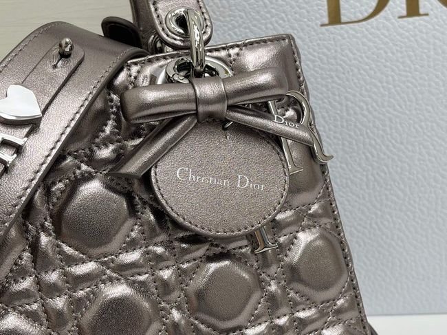 Small Lady Dior Bag with Strap Cannage patent leather M0531OU Silver gray