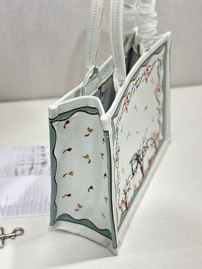 Medium Dior Book Tote with Strap Oblique Embroidery M1354PE-9