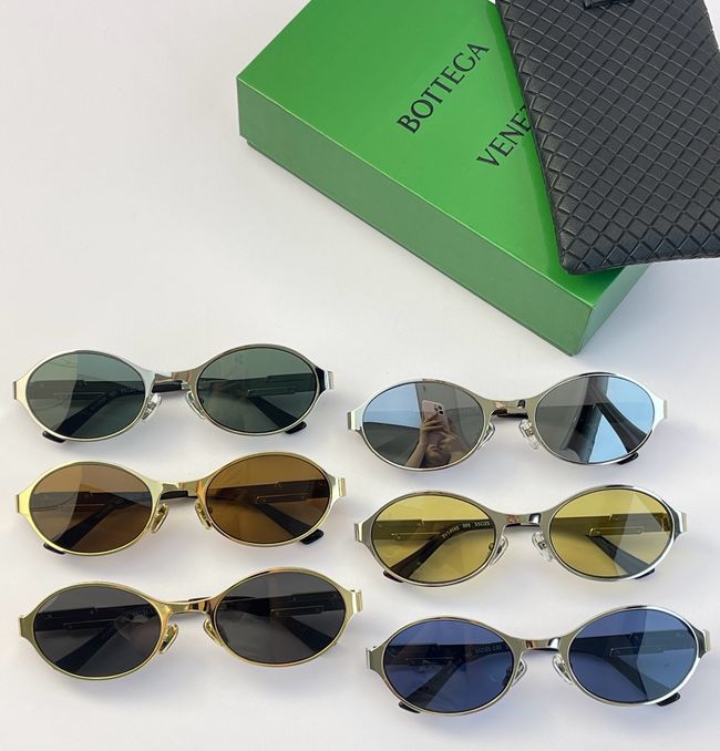 Bottega Veneta Sunglasses 821449-1