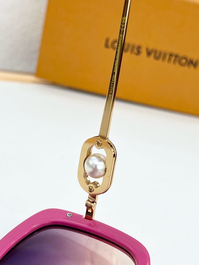 Louis Vuitton Sunglasses 821478-5