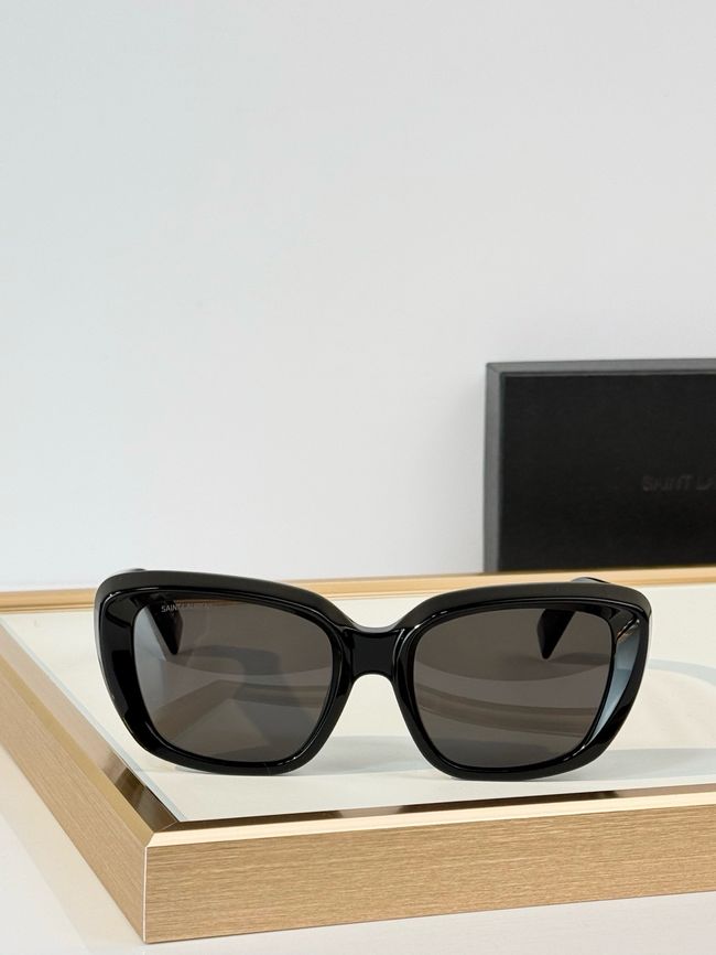 Saint Laurent Sunglasses 821508-3